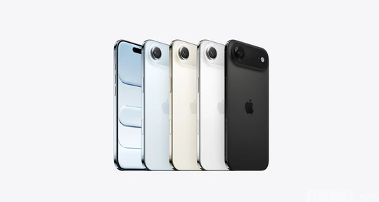 Apple hat weltweit 2,5 Milliarden aktive Geräte. Cook: Die Nachfrage nach dem iPhone ist phänomenal!