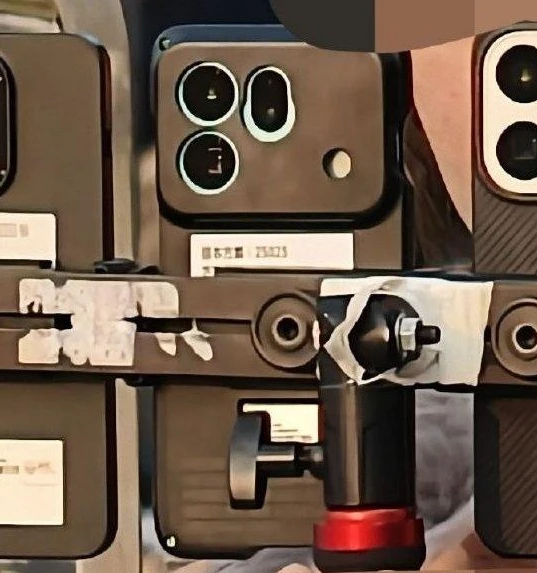 曝OPPO Find X9 Ultra新机支持长焦微距 配双2亿镜头